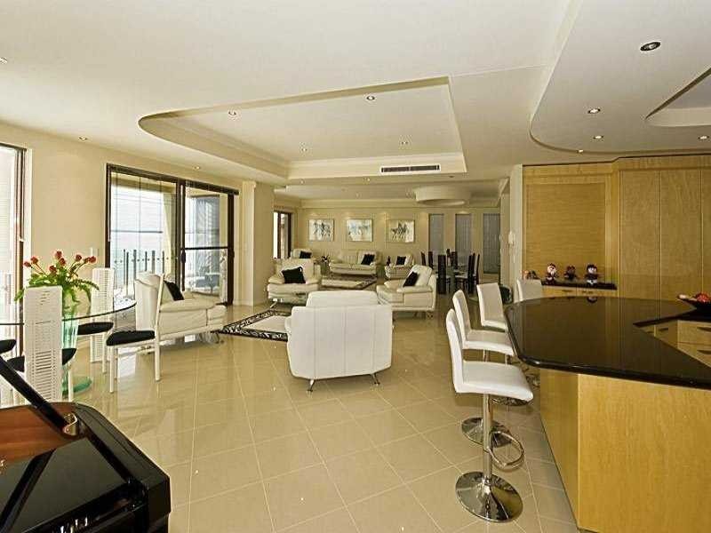 Sovereign Islands QLD 4216